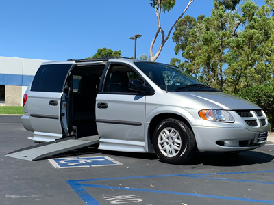 2001-2007 Chrysler Town and Country and Dodge Grand Caravan